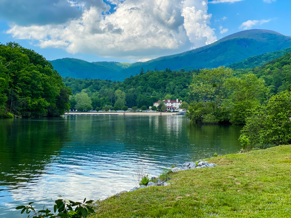 Lake Lure with mountains and hotel