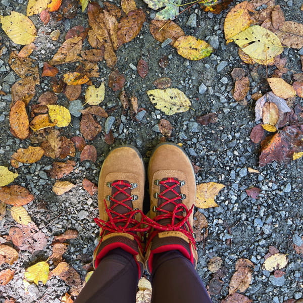 hiking boots and leaves on Fryingpan Mountain Tower Trail