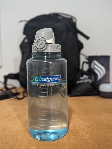 UA Offgrid 32 oz. Water Bottle